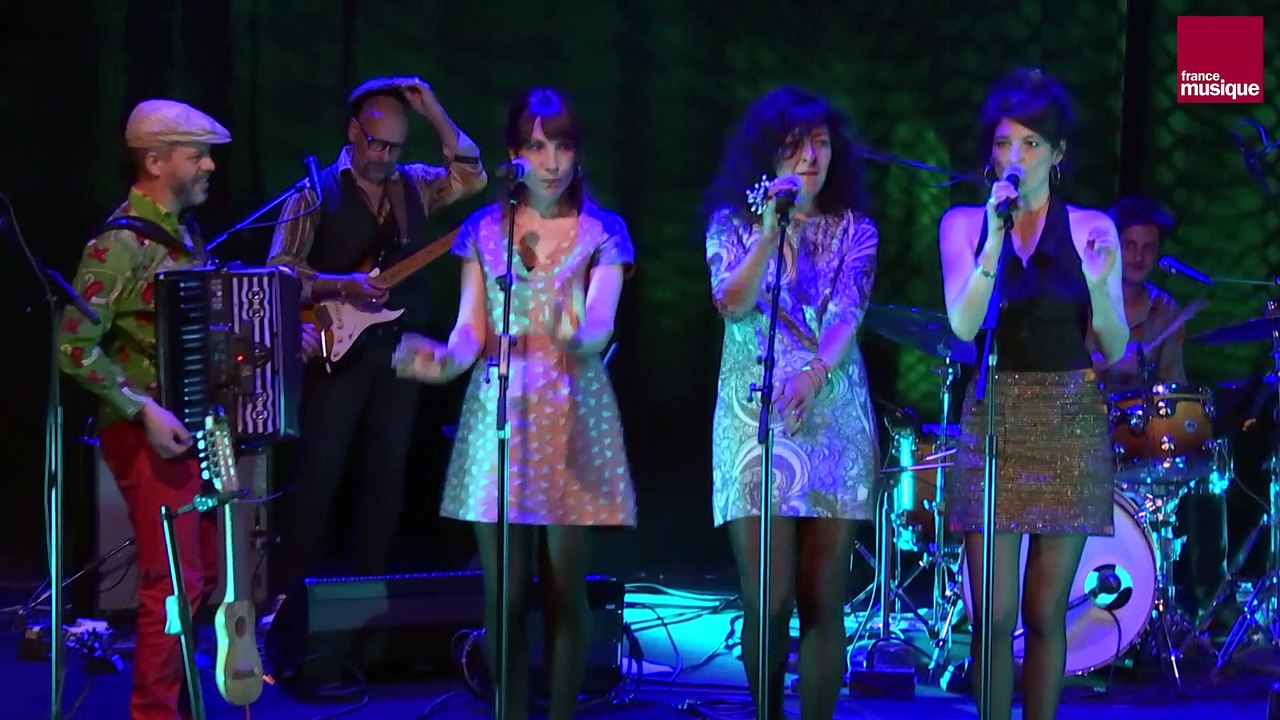 Liam Sternberg : Walk like an egyptian (FIXI et l'Ultra Bal)