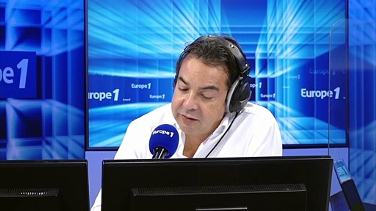 Réédition de "Mein Kampf" : il faut "trouver des moyens de gérer l’existence de ce livre"