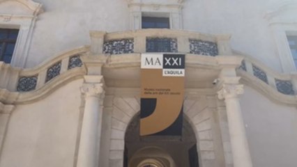 El arte contemporáneo se suma al "renacimiento" de L'Aquila del terremoto