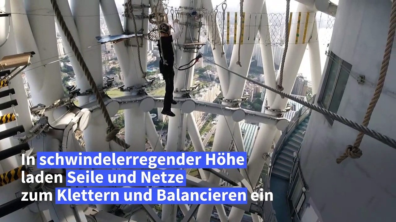 Kletterspaß für Mutige auf Chinas höchstem Fernsehturm