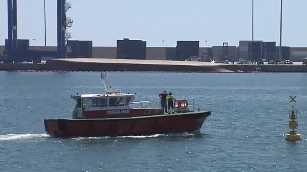 Sin rastro de los dos desaparecidos en el puerto de Castellón