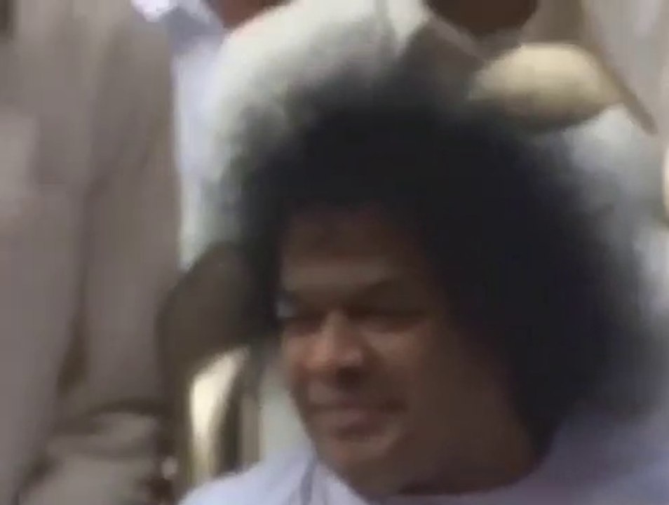 साई भजन - राम कहो कृष्ण कहो | Sai Bhajan - Ram Kaho Krishna Kaho | Sathya Sai Baba Blessings