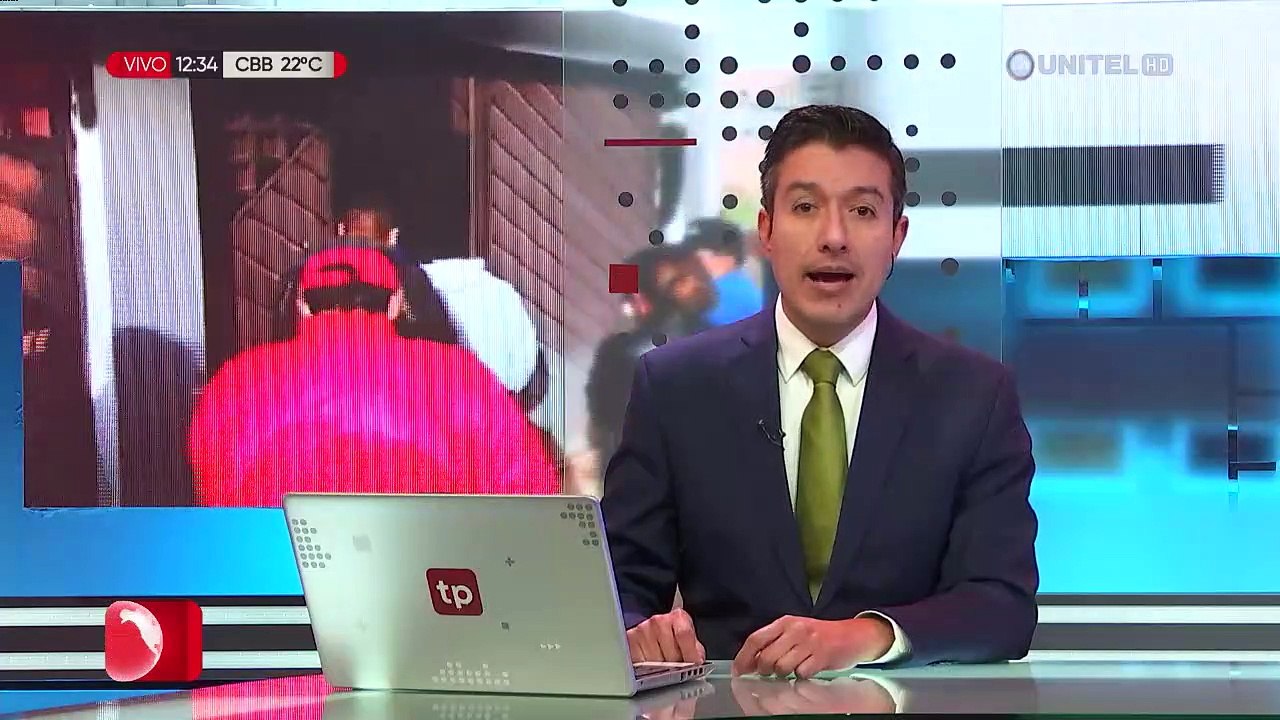 El gobernador de Chuquisaca denuncia que quemaron su casa cuando estaba de viaje