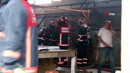 Sokağa çıkma kısıtlamasında korkutan fabrika yangını