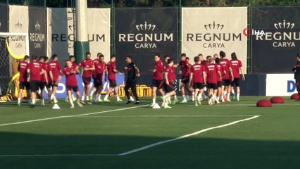 A Milli Futbol Takımı hazırlıkları sürdürdü