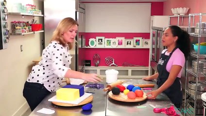 How To Make A Lunch Box Cake With Elise From My Cupcake Addiction! Back To School Funfetti Cake!