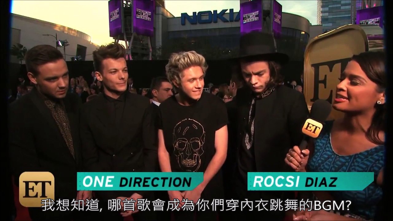 【字幕】One Direction Dances to Taylor Swift's 'Shake It Off' in Their Underwear  2014.11