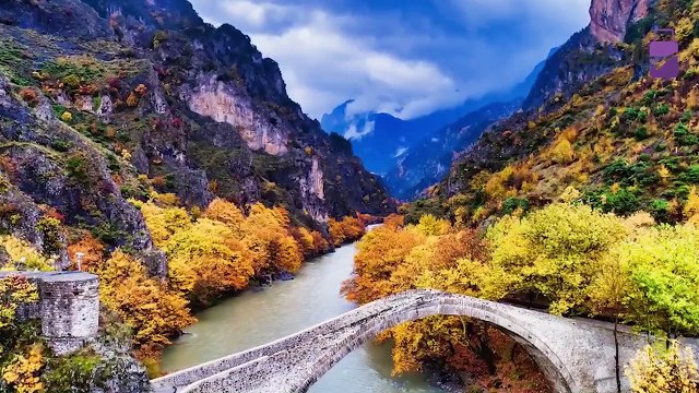 سافر معنا -اليونان