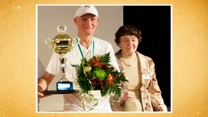 2 Verdensmester i Sønderjysk dialekt / Melvin Kakooza / Helt Sort / 2020 / TV2 Play - TV2 Danmark