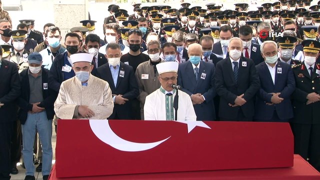 Eren-15 Operasyonu'nda şehit düşen Jandarma Uzman Çavuş Hüseyin Keleş son yolculuğuna uğurlandı