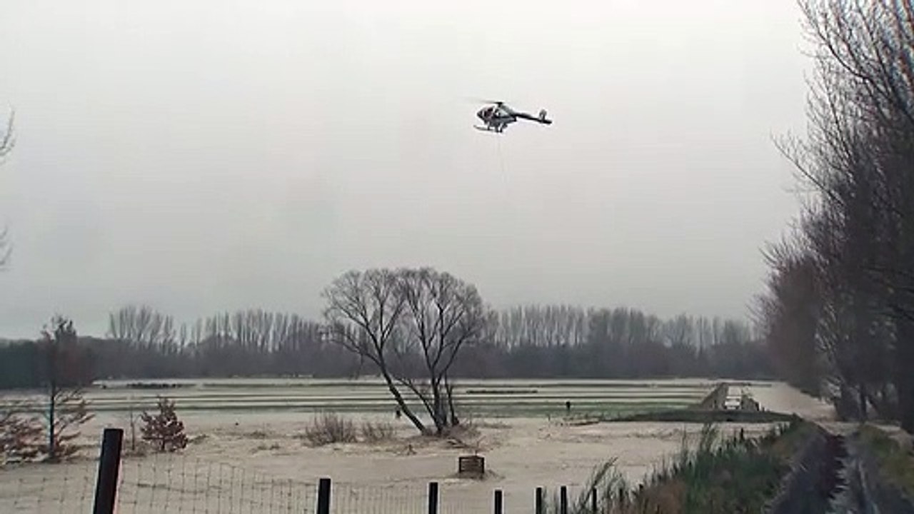 Überschwemmungen in Neuseeland nach heftigem Regen