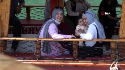 Sakin şehir Halfeti'de turizm hareketliliği başladı