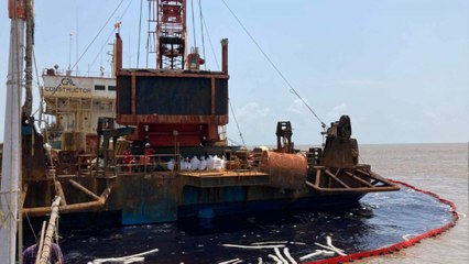 Palghar stranded ship: Coast Guard inspect oil leakage