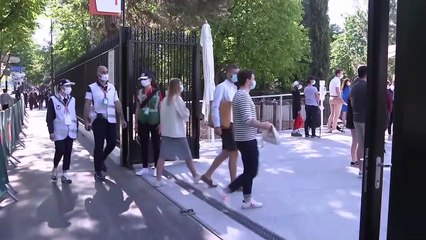 French Open in Paris: Thiem schon am 1. Tag raus - Zverev mit Mühe weiter