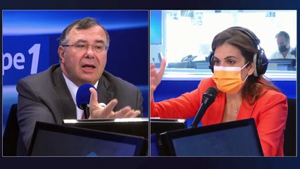 "'Transition' ça ne veut pas dire radicalement tout arrêter", se défend le PDG de TotalEnergies