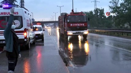 Tomruk yüklü tırda çıkan yangın korkuttu