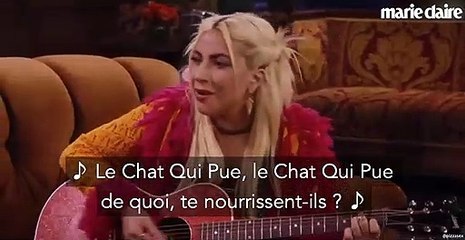 Friends the reunion : Lisa Krudow et Lady Gaga reprennent "Smelly cat"