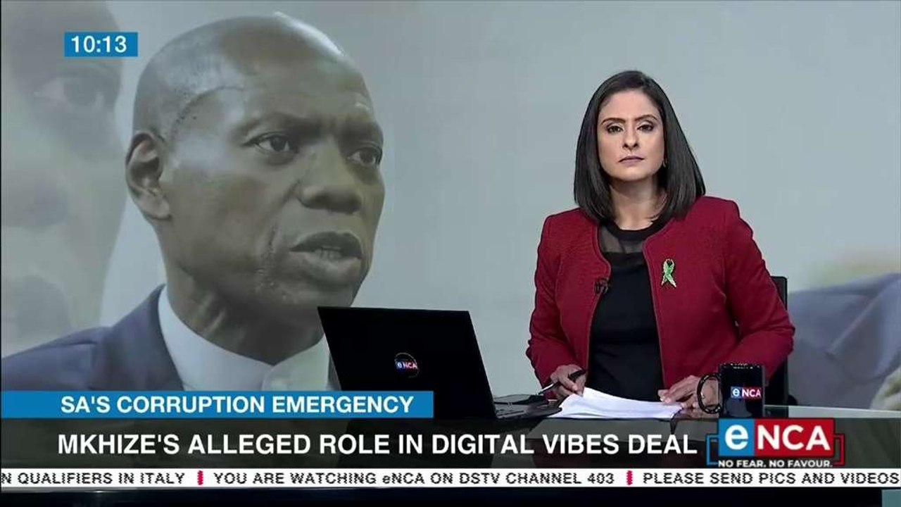 'Mkhize should take leave while investigated'