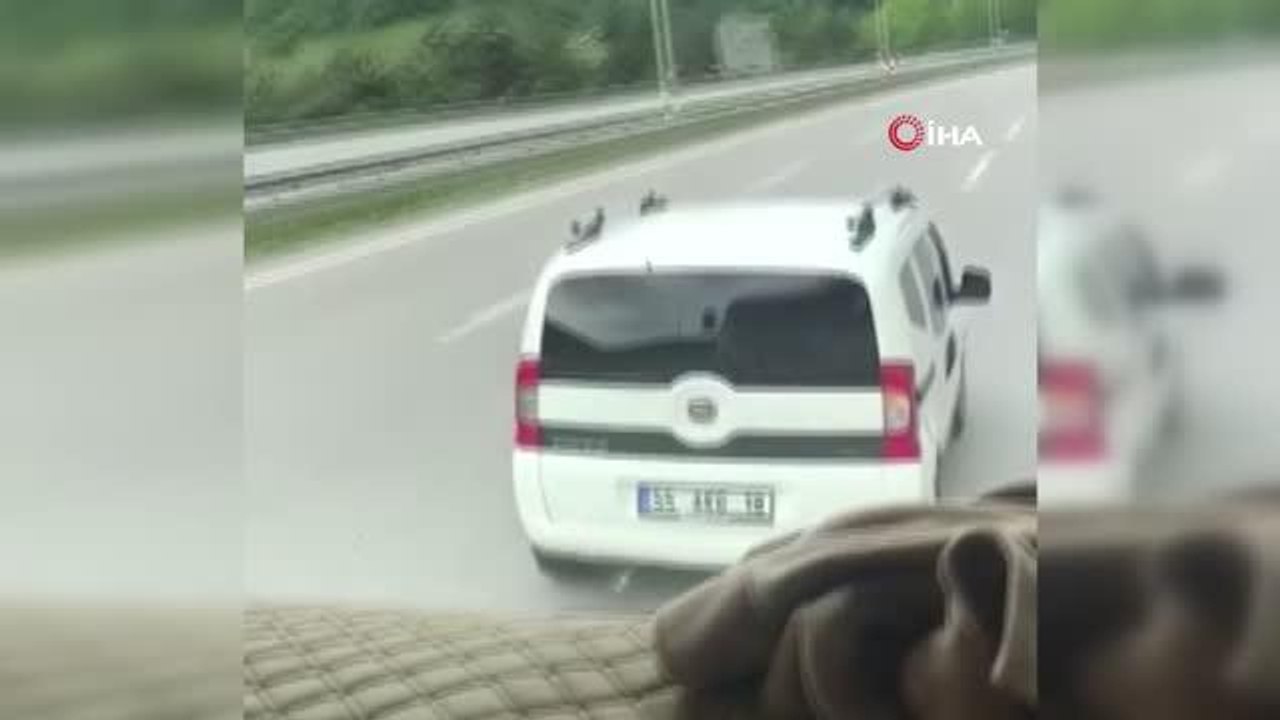 Son dakika haberleri! Yürekleri ağza getiren görüntüler...Trafikte yol verme tartışması kamerada