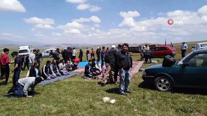Kuraklığın yaşandığı Bayburt’ta köy sakinleri yağmur duasına çıktı