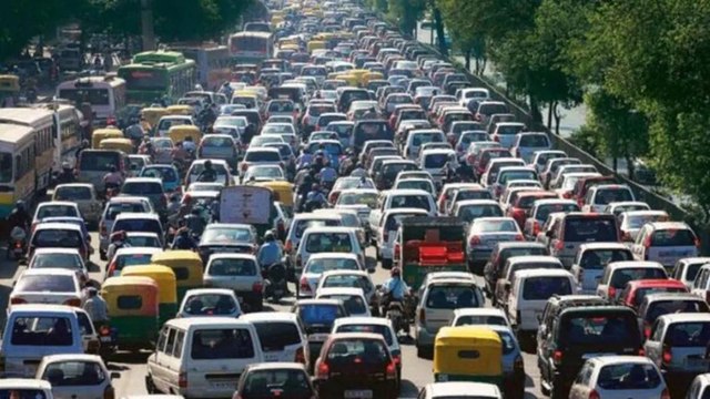 Delhi Unlocked: Roads again jam packed with vehicles!