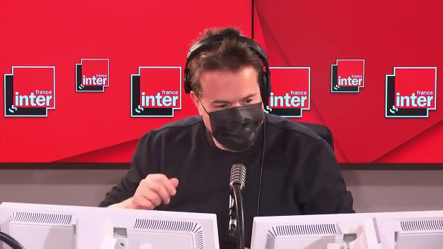 Votre voix me touche et me fait du bien : Anne Sinclair émue par le témoignage d'Andrée, une auditrice de France Inter.