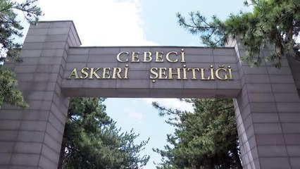 Son Dakika | Helikopter kazasında şehit düşen Tümgeneral Aydoğan Aydın kabri başında anıldı