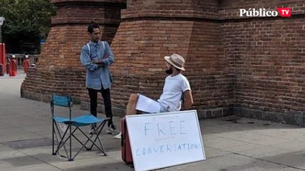 Un barcelonés de 27 años regala conversaciones gratis y su iniciativa da la vuelta al mundo