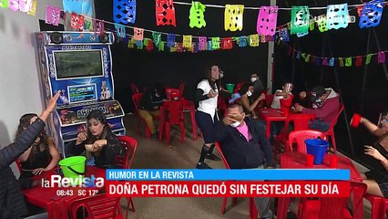 Humor: Interrumpen celebración en el local de Doña Petrona