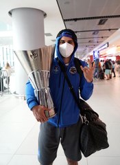 Shane Larkin: "Kupayı Türkiye'ye getirdiğimiz için mutluyuz"