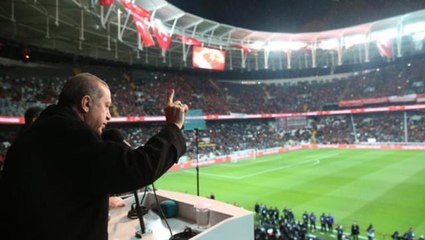 Son Dakika: Cumhurbaşkanı Erdoğan, Süper Lig'de yeni sezonda tribünlerin dolacağının müjdesini verdi