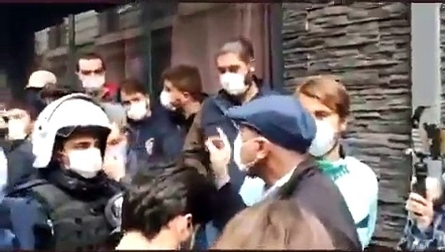 Ahmet Şık'tan Gezi anmasını engelleyen polise: Mafya düzenine ortak olmaktan vazgeçin; suç işliyorsunuz