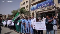 شاهد: احتجاج أطباء إدلب على حصول الحكومة السورية على مقعد في مجلس إدارة منظمة الصحة العالمية