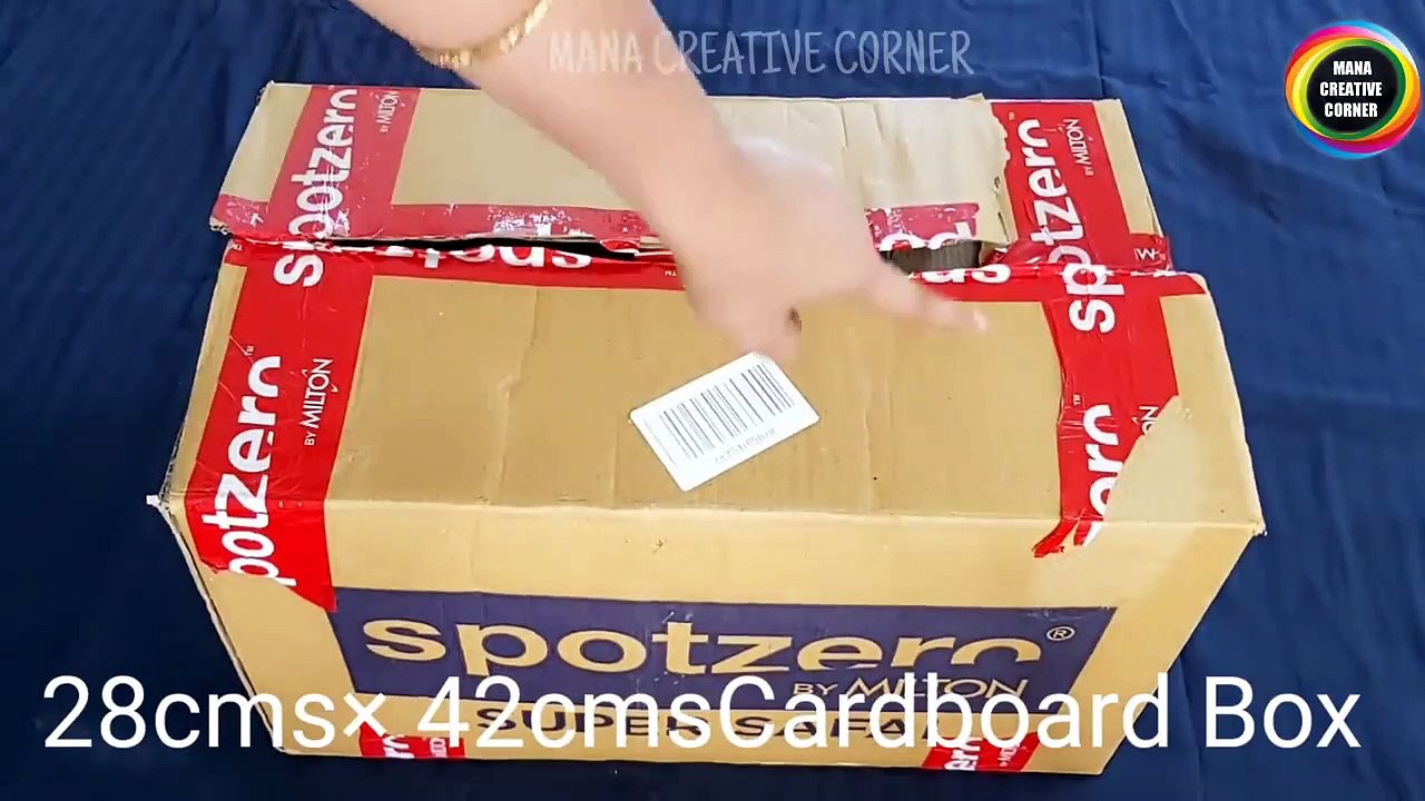 How To Make A Hanging Wardrobe Organizer From A Single Cardboard Box