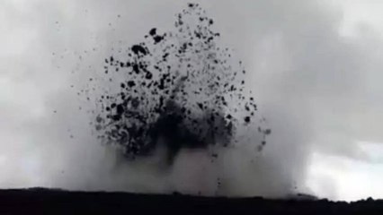 En video: volcán de lodo en Necoclí, Antioquia, hizo erupción