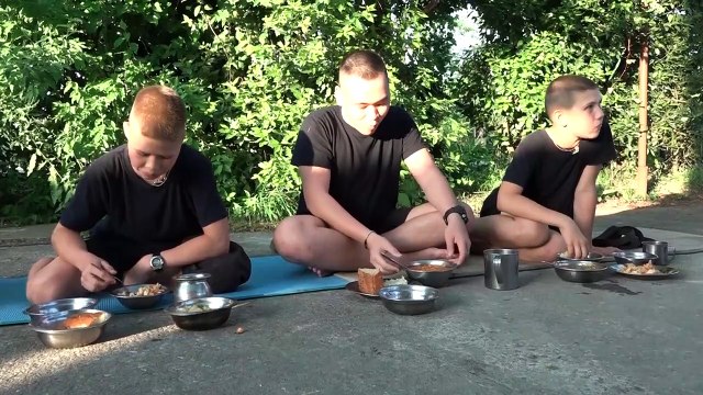 Дети из центра последователей Кришны покинули Учебный центр МВД Абхазии