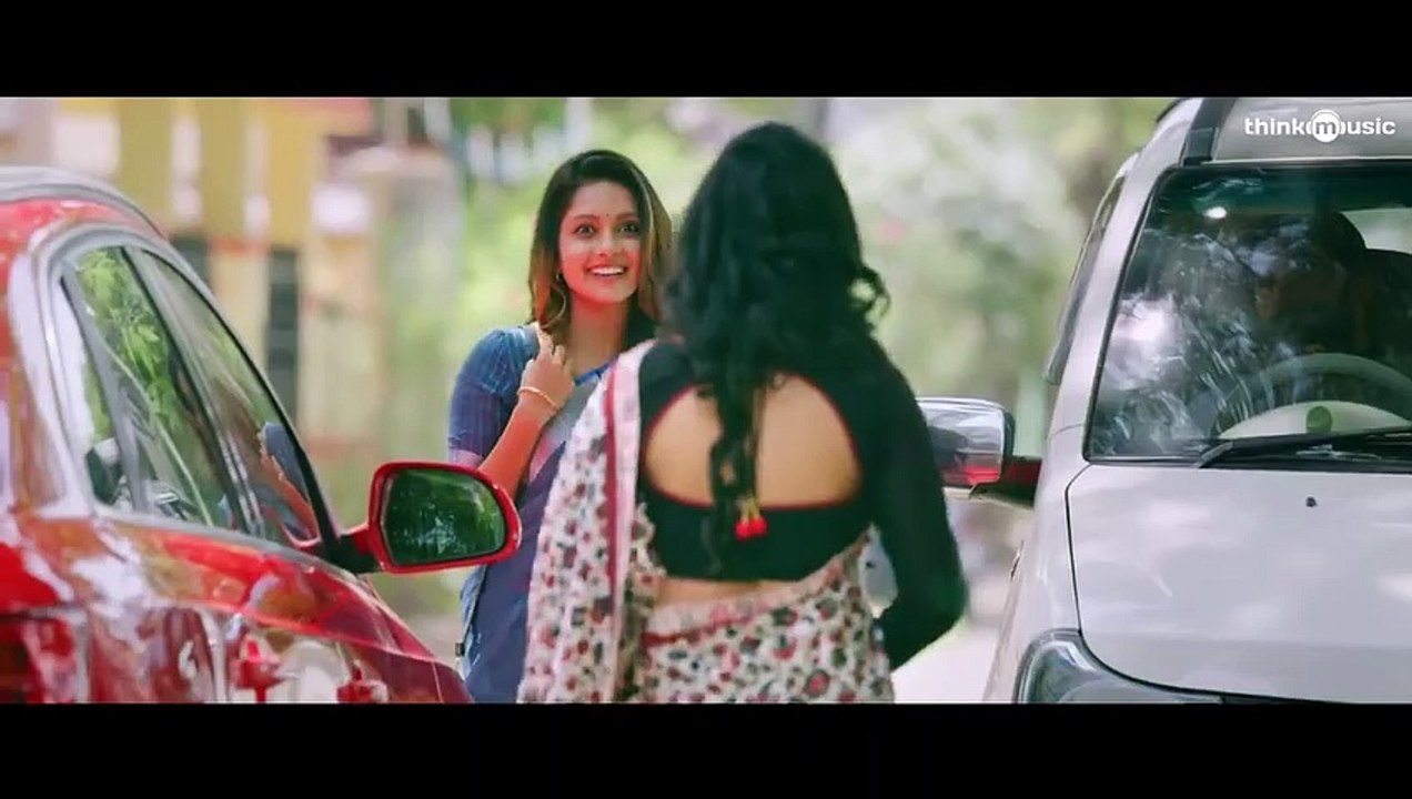 Iravukku_Aayiram_Kangal_|_Uyir_Uruvaatha_Video_Song_|_Arulnithi,_Ajmal,_Mahima_Nambiar_|_Sam_C.S(720p)