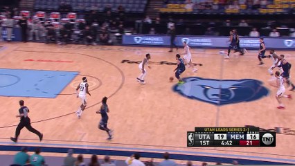 Dunk of the Night: Dillon Brooks