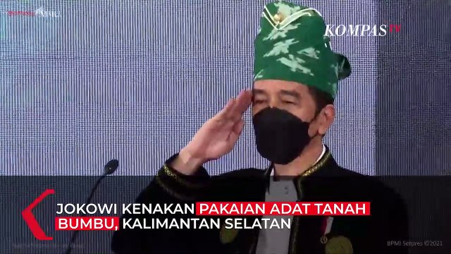 Peringati Hari Lahir Pancasila, Jokowi Kenakan Pakaian Adat Tanah Bumbu