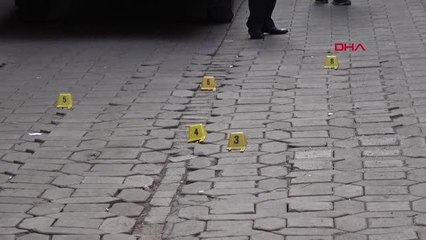 DİYARBAKIR AKRABALAR ARASINDA SİLAHLI KAVGA 1 ÖLÜ, 3 YARALI