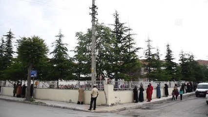 Yeni normalleşme süreciyle okullarda yüz yüze eğitime başlandı