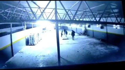 Sancaktepe'de fabrikanın elektrik panosu bomba gibi patladı
