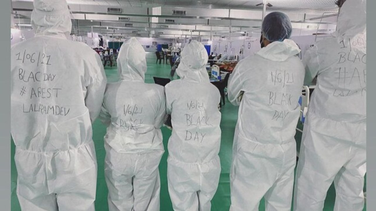 Doctors protest against Yoga guru Ramdev; Naomi Osaka withdraws from French Open; more