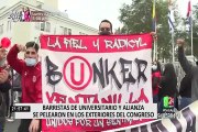 Barristas de Universitario y Alianza Lima se enfrentaron en los exteriores del Congreso