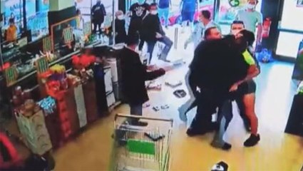 Marketteki tartışma kanlı bitti! Önce "Karını da seni de alırım" dedi, ardından 3 jandarmayı yaraladı