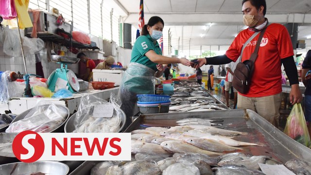 Slow day at markets, malls in Penang on first day of lockdown