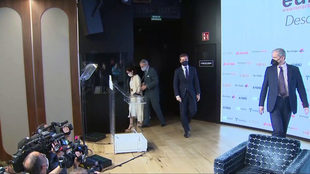 Pablo Casado en los Desayunos de Europa Press en plena polémica por los indultos
