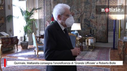 Quirinale, Mattarella consegna l'onoreficenza di 'Grande Ufficiale' a Roberto Bolle