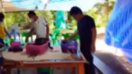 กระบี่-ชุดคอมมานโด ปพ.บุกจับบ่อนในสวนปาล์มได้เซียนพนัน 11 คน