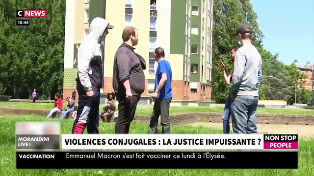 La pose de bracelets anti-rapprochement a augmenté de plus de 65% en trois semaines, alors que plusieurs féminicides ont mis en lumière des failles dans le suivi des conjoints violents